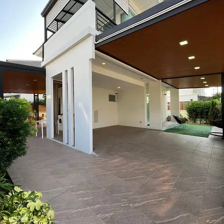Annahome89/63@Latkrabang Bangkok Exterior photo